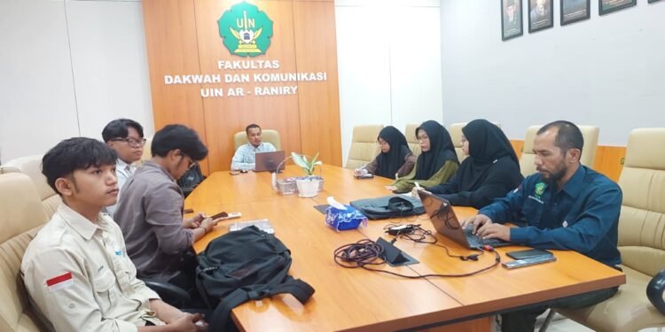 FDK dan LP2M UIN Ar-Raniry Bekali Peserta KPM-PKM Internasional