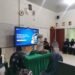Dosen FKIP USK Latih Guru SMAN 1 Peukan Bada Manfaatkan Papan Interaktif Digital