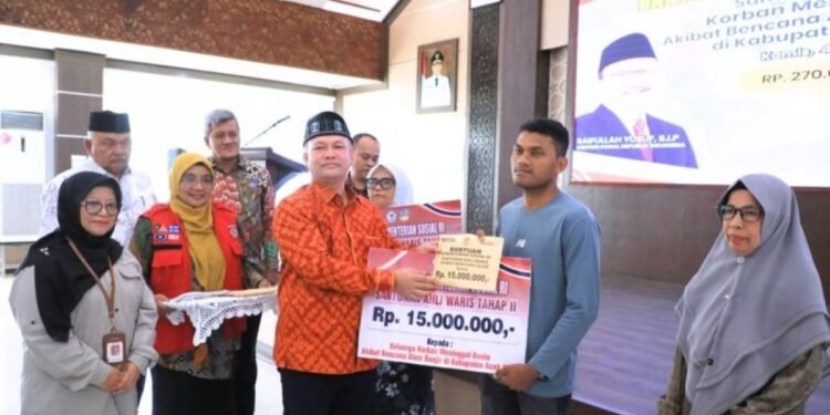 18 Ahli Waris Korban Banjir Aceh Utara Terima Santunan Kematian