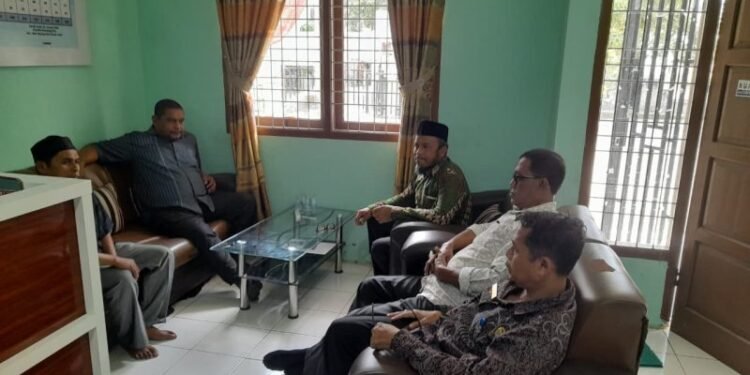 Verifikasi Hibah, Disdik Dayah Kunjungi Balai Pengajian dan Dayah