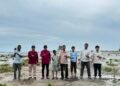 Pesisir Pantai Lambadeuk Ditanami 200 Batang Mangrove
