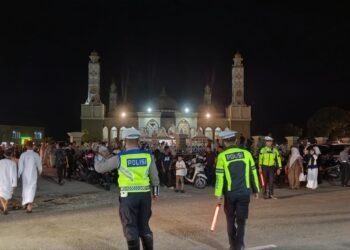 Sambut 1 Muharram 1448 H, Pemkab dan Masyarakat Abdya Padati Masjid Baitul Ghafur