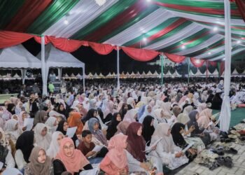 HUT ke-19 Pidie Jaya Dibalut Nuansa Religius, Puluhan Ribu Jamaah Doakan Daerah Lebih Maju