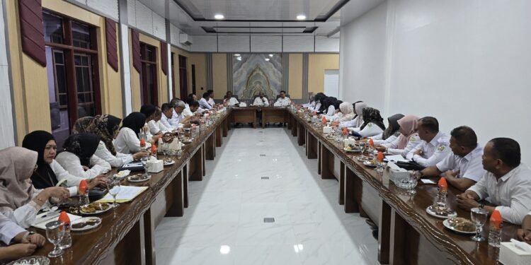 Evaluasi Besar-Besaran Sektor Kesehatan, Bupati Sarjani Kumpulkan Seluruh Pimpinan Faskes