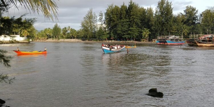 Meski Baru Saja Dikerjakan, Muara Lhok Pawoh Abdya Kembali Dangkal