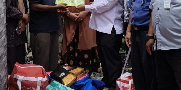Pemko Banda Aceh Gerak Cepat Beri Bantuan Masa Panik untuk Korban Kebakaran