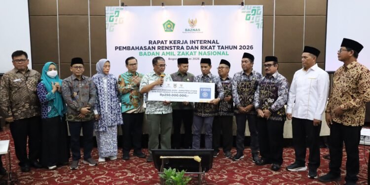 BAZNAS Kalsel Salurkan Bantuan Rp250 Juta untuk Aceh dan Sumatra