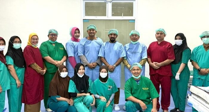 Bupati Al-Farlaky Pantau Operasi Bibir Sumbing