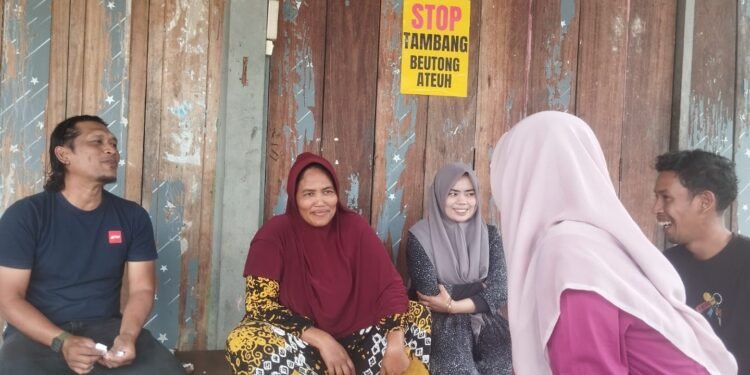 Karna Hutan Kami hidup sejahtera, Bukan Karena Tambang