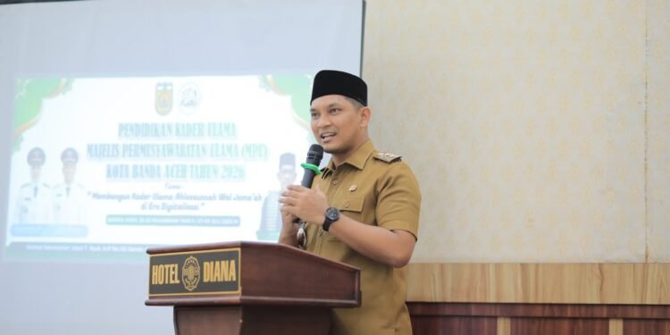 Afdhal Buka Sosialisasi Pendidikan Kader Ulama MPU Banda Aceh