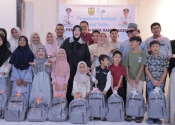 Banda Aceh Salurkan Bantuan Sekolah untuk 250 Anak Yatim