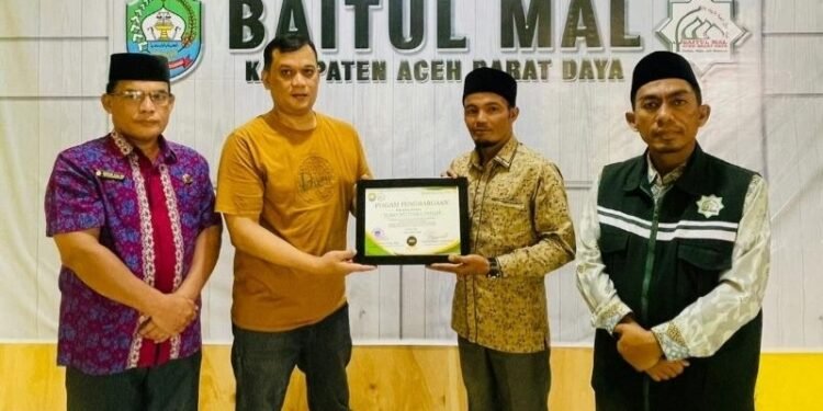 Pelaku Usaha Emas di Abdya Kembali Salurkan Zakat melalui Baitul Mal