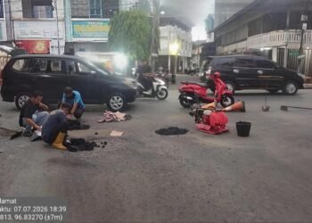 Sering Rusak, Dinas PUPR Abdya Kembali Perbaiki Jalan Rusak di Kota Blangpidie
