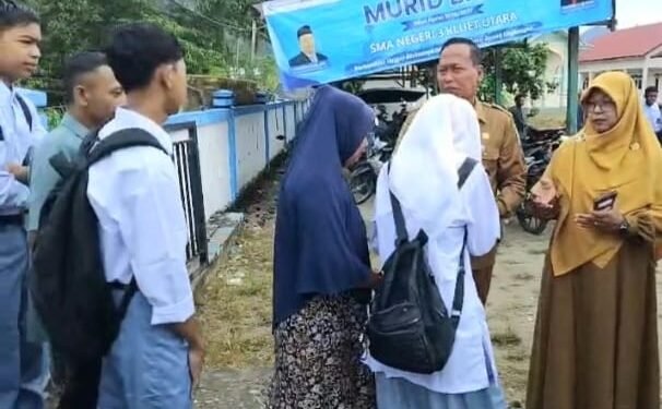 Hari Pertama MPLS, Kacabdisdik Aceh Selatan Sambangi Beberapa Sekolah di Kluet Raya