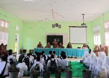 Kacabdisdik Bener Meriah Monitoring Pelaksanaan MPLS SMAN 1 Pintu Rime Gayo