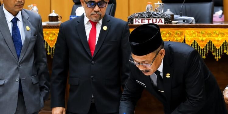 DPRK Pidie Terima Laporan Pertanggungjawaban untuk APBK 2026