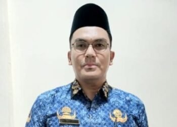Mantan Kepala SMAN Taman Fajar Nakhodai SMKN 1 Idi