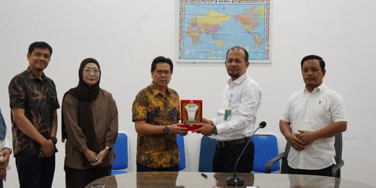 FISIP USK dan Fakulti Sastera & Sains Sosial Universiti Malaya Teken MoA, Perkuat Kolaborasi Akademik Bertaraf Internasional