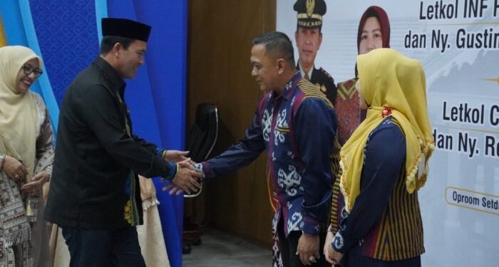 Bupati Haili Yoga Hadiri Lepas Sambut Dandim