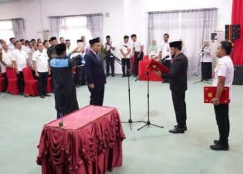 Al- Farlaky Lantik T. Reza Rizki Pj Sekda Aceh Timur