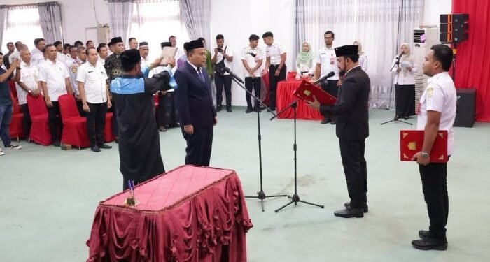 Al- Farlaky Lantik T. Reza Rizki Pj Sekda Aceh Timur