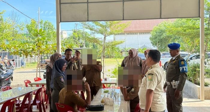 Enam ASN di Banda Aceh Diciduk Satpol PP Nongkrong di Warkop di Jam Kerja