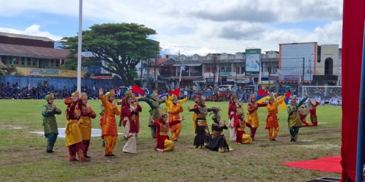 40 Siswa MAN Inovasi Abdya Tampilkan Tari Kreasi Nasional di Upacara HUT ke-81 RI