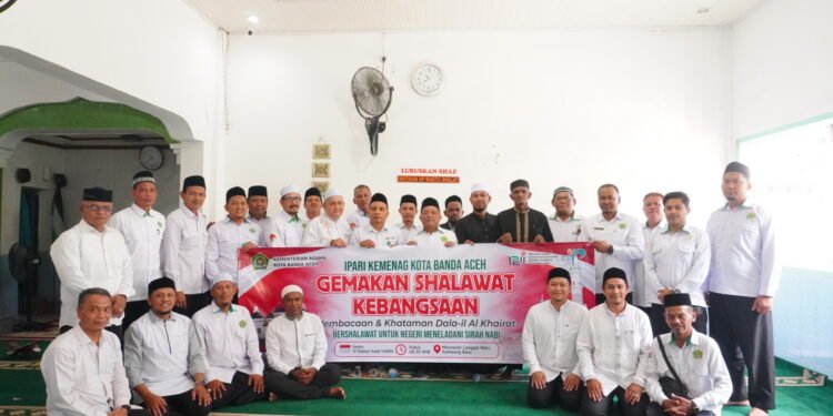 Kemenag Banda Aceh Bersama IPARI Gelar Gerakan Shalawat Kebangsaan