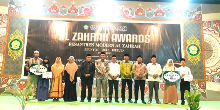 Al Zahrah Awards 2026: Malam Puncak Apresiasi Santri dan Guru Berprestasi