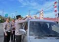 Kapolres Pidie Turun ke Jalan Bagikan Merah Putih, Kobarkan Nasionalisme Jelang HUT RI ke-81