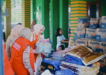 Pemerintah Abdya Salurkan Bantuan Masa Panik untuk Korban Banjir dan Kebakaran di Babahrot