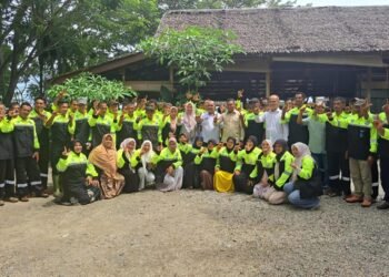 Bupati Abdya Naikkan Gaji Pasukan Hijau dan Berikan Bonus Rp 10 Juta