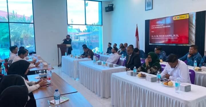 Nasir Djamil Buka Pendidikan Advokat IKADIN, Tekankan Kebenaran, Etika, dan Keadilan 