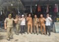 Pedagang Ranup Kini Menjajakan Dagangan di depan MPP Banda Aceh