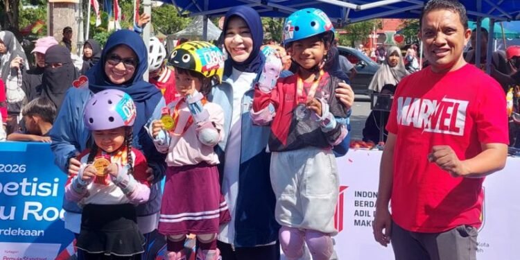140 Peserta Ramaikan Walikota Cup Kompetisi Sepatu Roda di Car Free Day