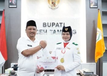 Bupati Armia Sambut Kepulangan Anggota Paskibraka Nasional