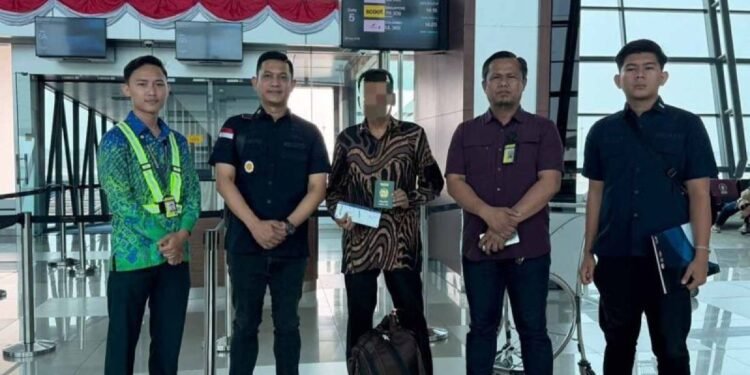 Imigrasi Banda Aceh Deportasi WN Pakistan Terpidana Pelanggaran Keimigrasian