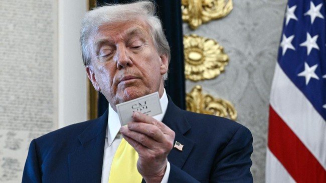 Trump Klaim Punya Jalur Komunikasi Rahasia ke IRGC Demi Nego Lancar