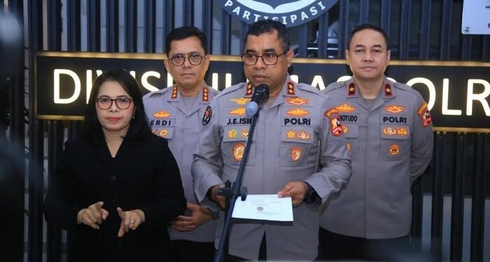 Krak, Kapolda-Wakapolda dapat Pin Emas Kapolri Usai Tangani Pengibaran Bulan Bintang di Hari Damai Aceh