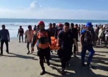 Tim SAR Evakuasi Dua Jenazah Remaja Hilang di Ujong Batee