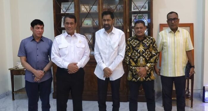 Mualem dan Mentan Bahas Pemulihan Sawah Pascabencana di Aceh
