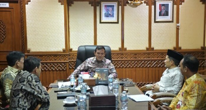 ‎Wagub Ikuti RDPU Komisi II DPR RI Bahas Remunerasi Kepala Daerah hingga Peningkatan PAD