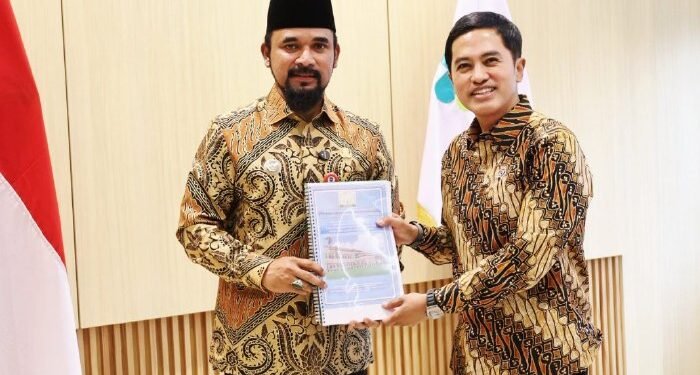 Bupati Al-Farlaky Jemput Anggaran Dua RSUD ke Kemenkes