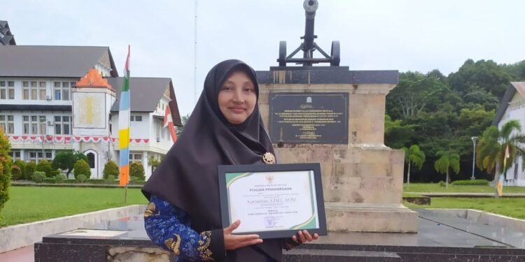 Guru Fikih MIN 5 Aceh Jaya Raih Penghargaan Guru Dedikatif Tahun 2026