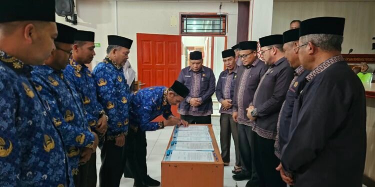 Kemenag Aceh Tengah Rotasi dan Promosi Lima Kepala KUA Kecamatan