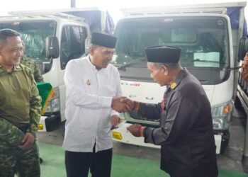 Wakil Bupati Aceh Tengah Serahkan Dump Truck dan Sarpras Pendukung KDMP Untuk 17 Titik