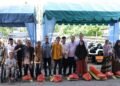 Dinsos Berikan Bimbingan Sosial, Bupati Abdya Salurkan Sembako untuk Lansia dan Disabilitas di Manggeng