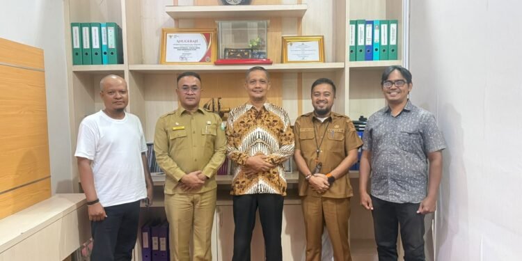 Kepala Dinas Koperasi Aceh Terima Audiensi Forkom KDMPS Aceh, Bahas Persiapan Musyawarah Besar KDMPS Se-Aceh