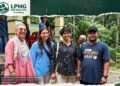 Guide Rudi Yarman Dampingi Tiga Turis Jelajahi Kawasan Ekosistem Leuser Abdya