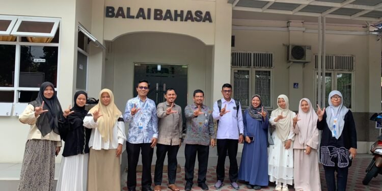 Al Zahrah Jajaki Kerja Sama Literasi dengan Balai Bahasa Aceh